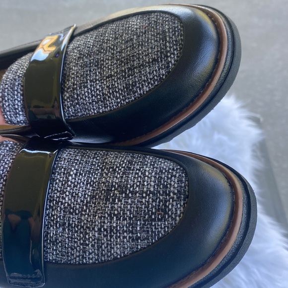 Clarks - Picture 13 of 16